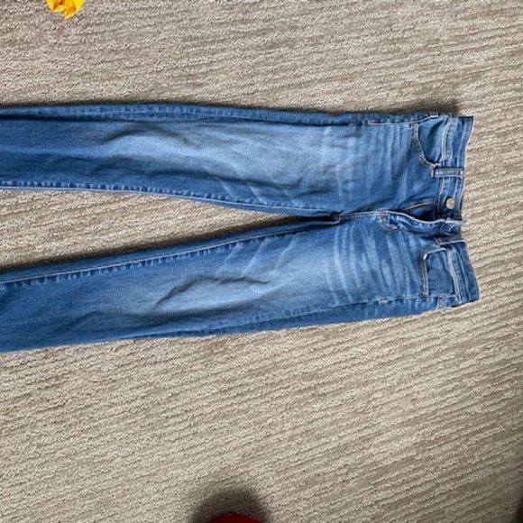 American Eagle size  2 skinny jean - Picture 1 of 2